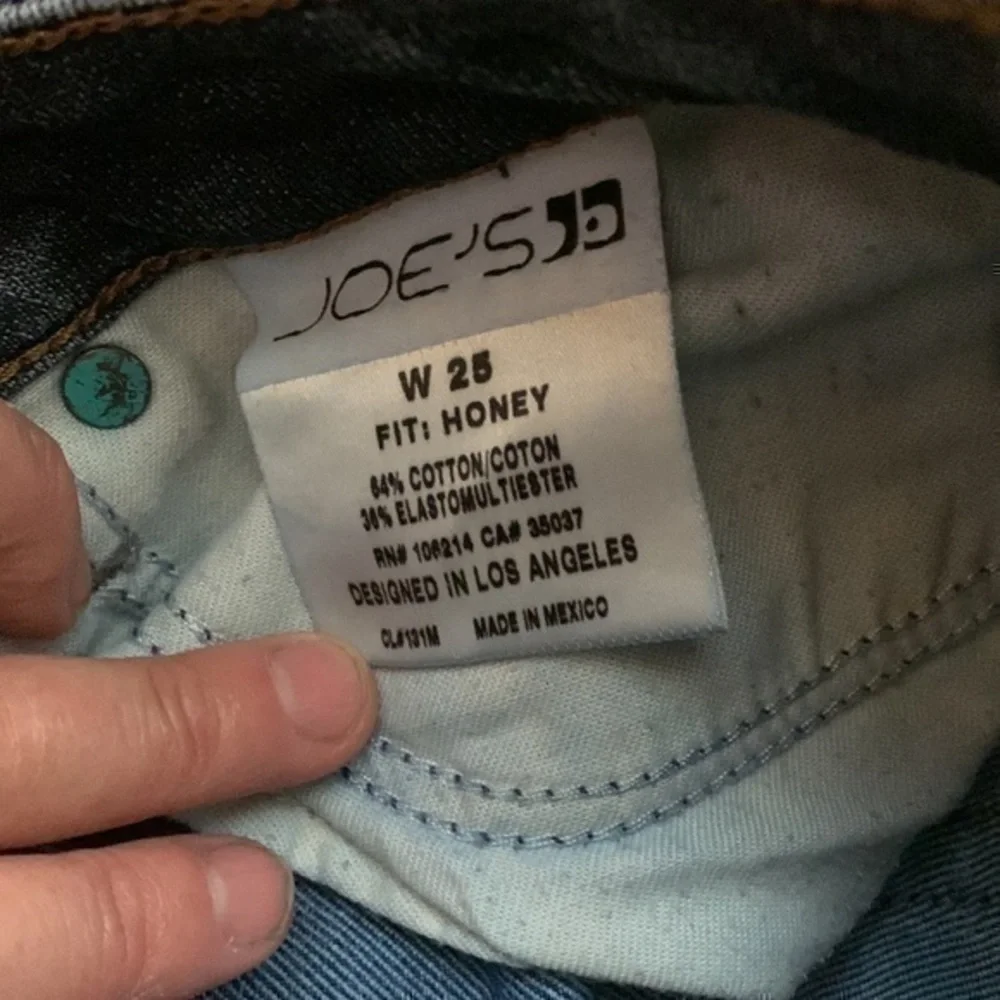 Joe’s Jeans honey fit size 25 - Picture 6 of 8